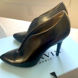 Lanvin Black Cut-Out Heeled Booties Sz 7.5